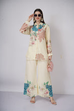 Load image into Gallery viewer, Floral Linen Co ord Set
